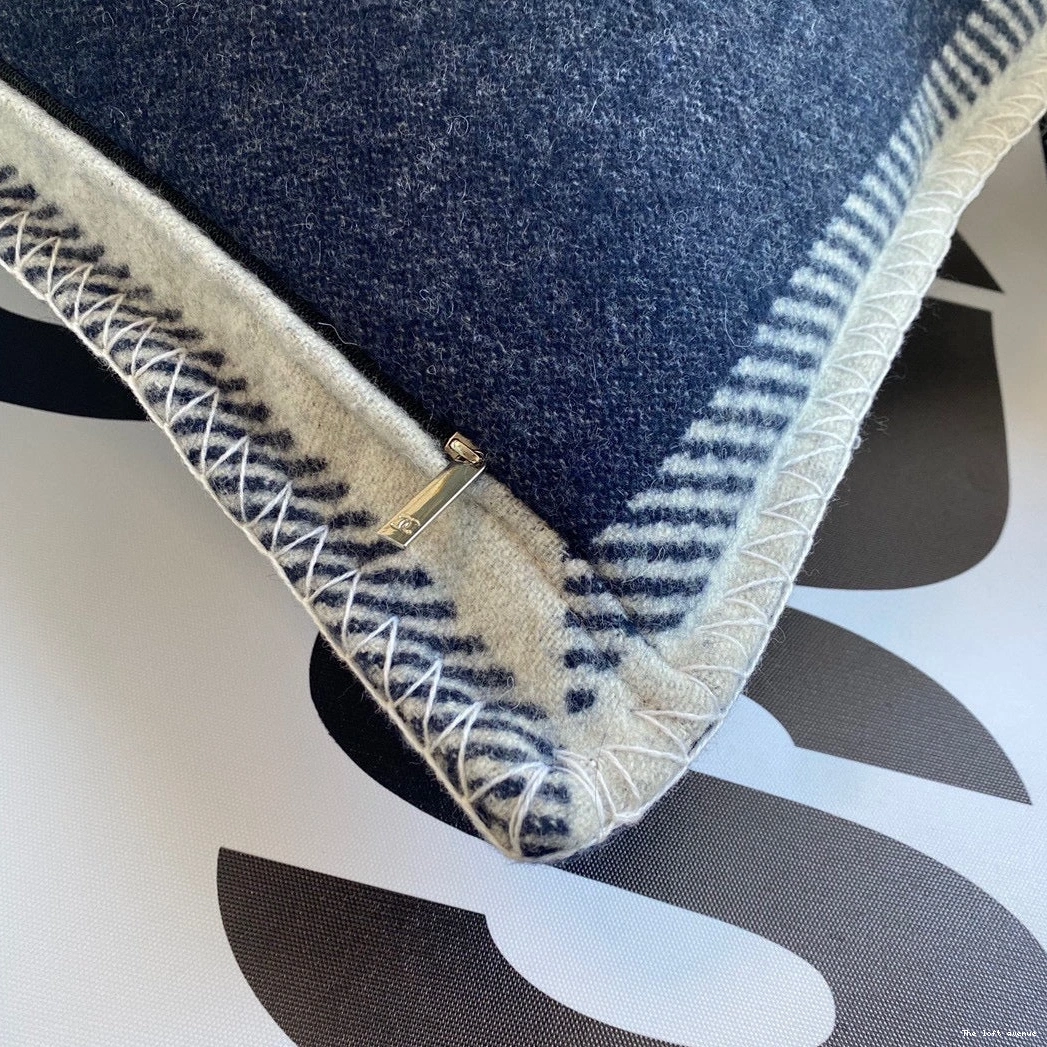 PILLOW WOOL 2.0 COCO THROW 0729